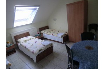 Vengrija Privát Hegyeshalom, Eksterjeras